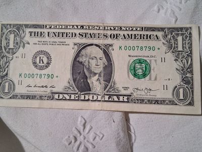 00078790* Star note with error, off center cut 2013