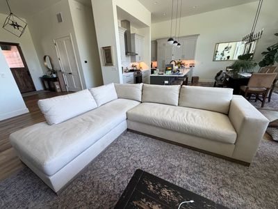 Pottery Barn Sectional 112'x92"x40"