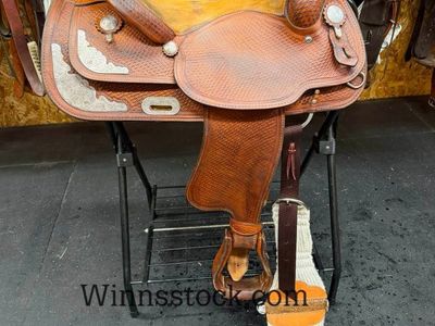 15.5" Crates saddle