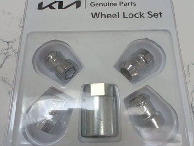 OEM Genuine Kia Wheel Lock Set U8440 50002 New in Package