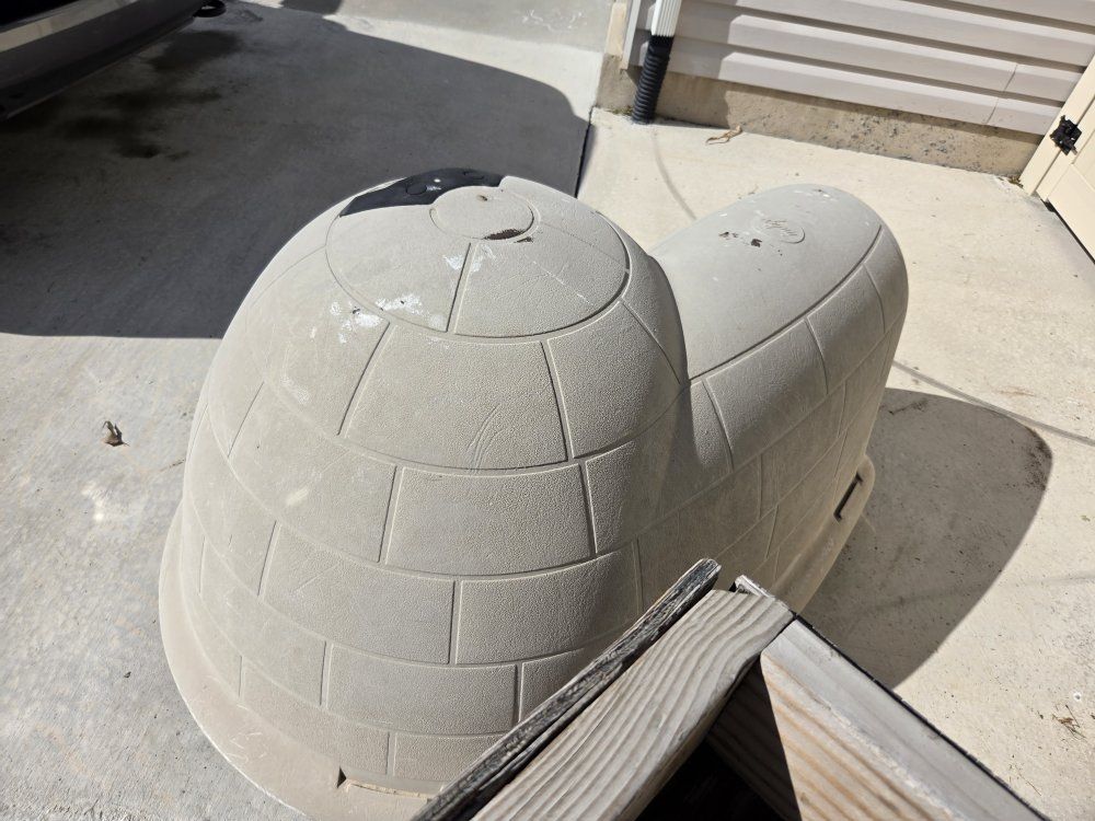 Main image 3