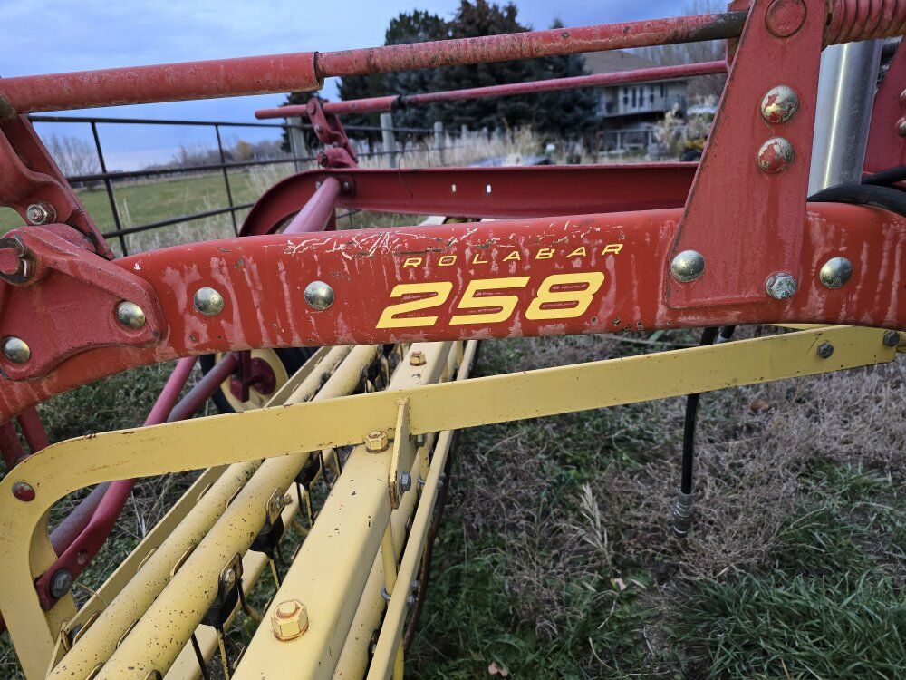 New Holland 258 rolobar hay rake foe sale
