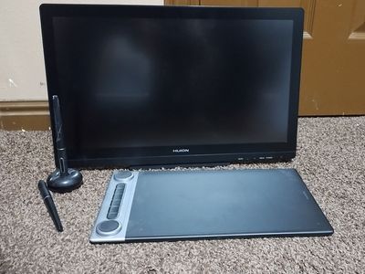 Huion Kamvas GT-191 V2 + HUION Inspiroy Dial 2 — Excellent Condition — $250