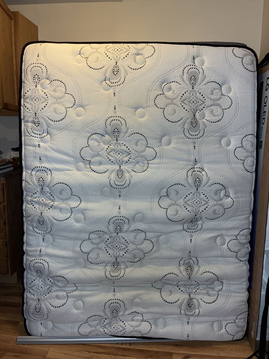 Full sized mattress