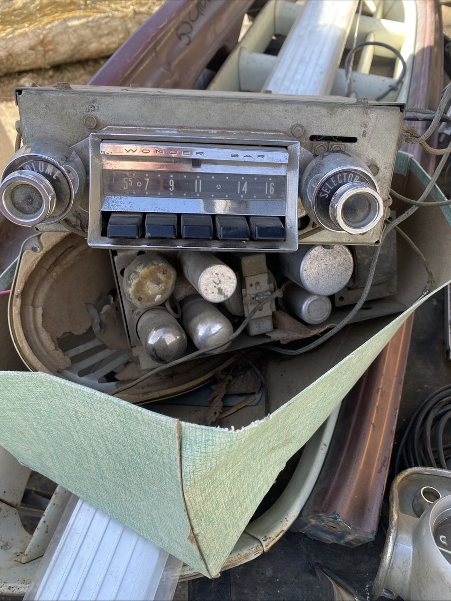 57 Chevy Wonderbar Radio