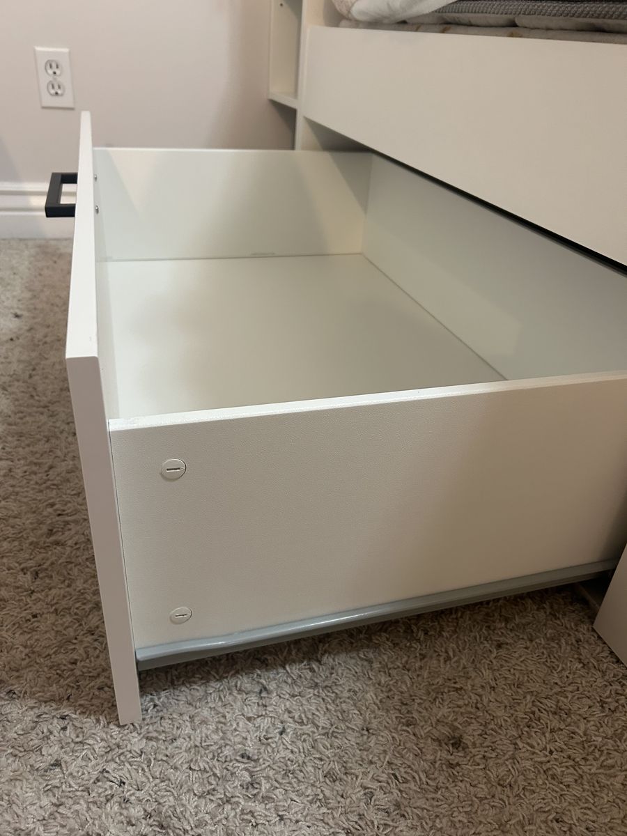 Main image 6