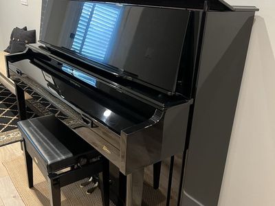 Baldwin Professional Studio Upright Piano - High Gloss Ebony with Matching Bench