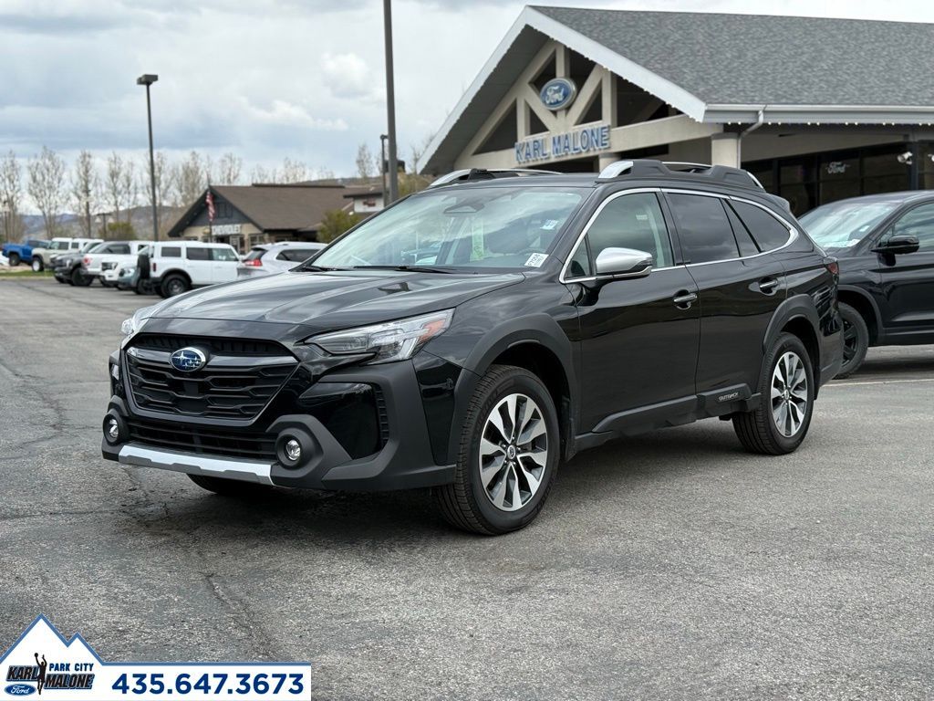 2023 Subaru Outback Touring