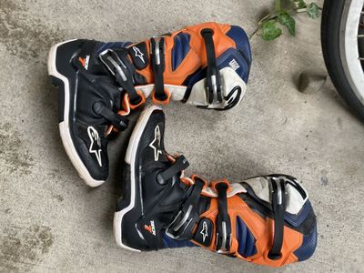 Alpinestars motorcycle boots