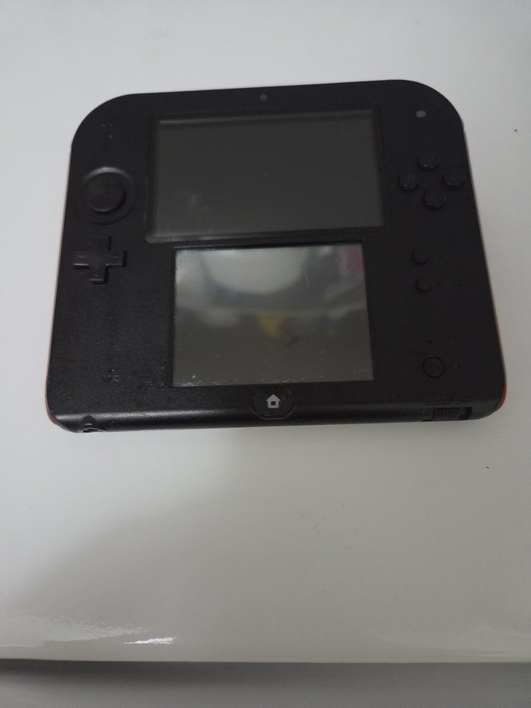 FOR PARTS ONLY Nintendo 2DS Handheld Console Black and Red PLUS charger