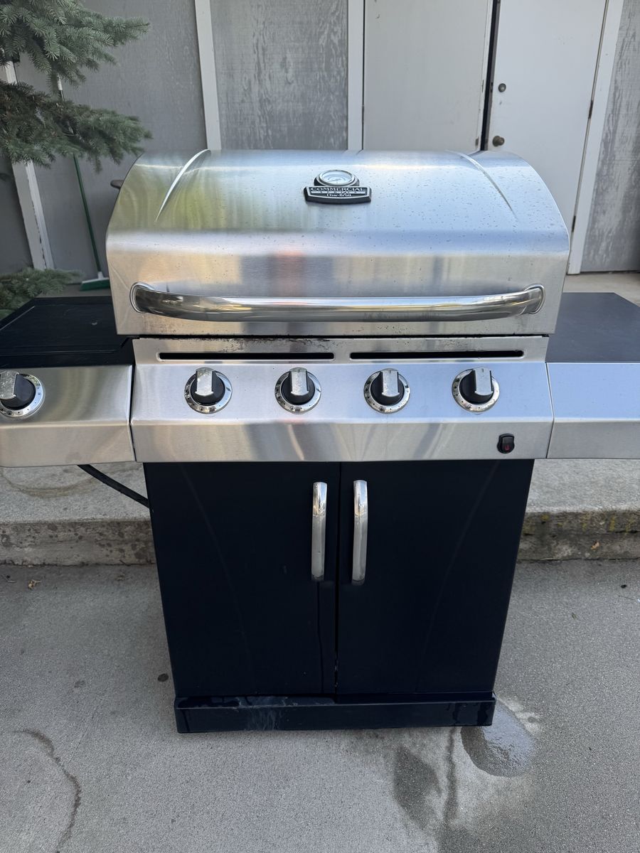 Char-Broil Commercial Series 4-Burner Gas BBQ Grill, Stainless Steel