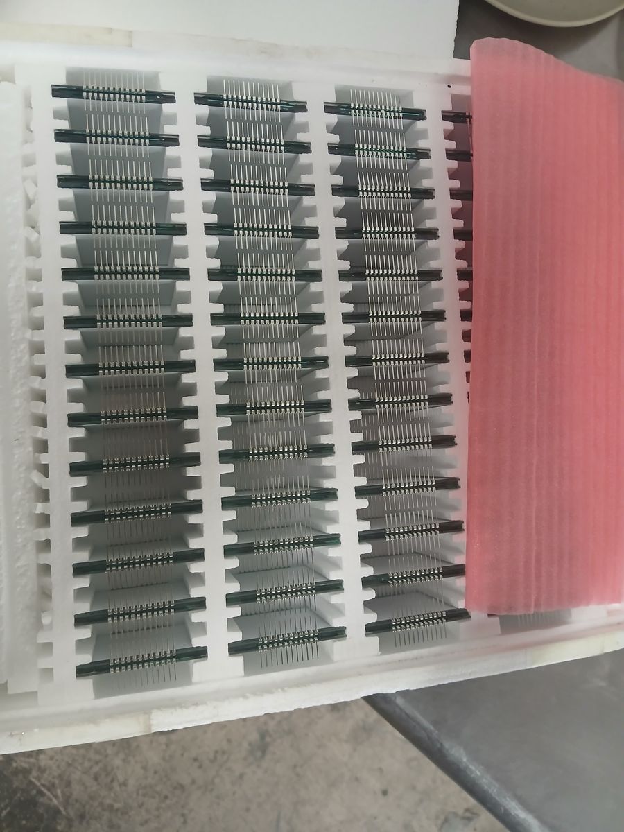 Unbranded LCD Display Screens - 1 Case contains 104 screens