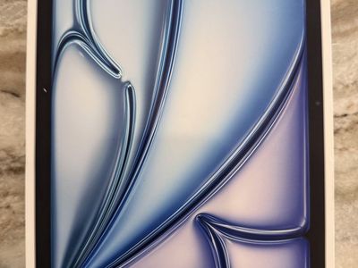 (Sealed) New IPad M3 Air 512GB Blue
