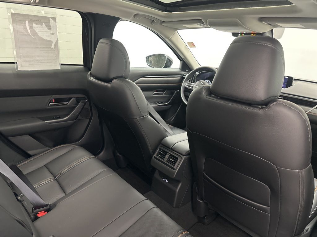 Main image 21