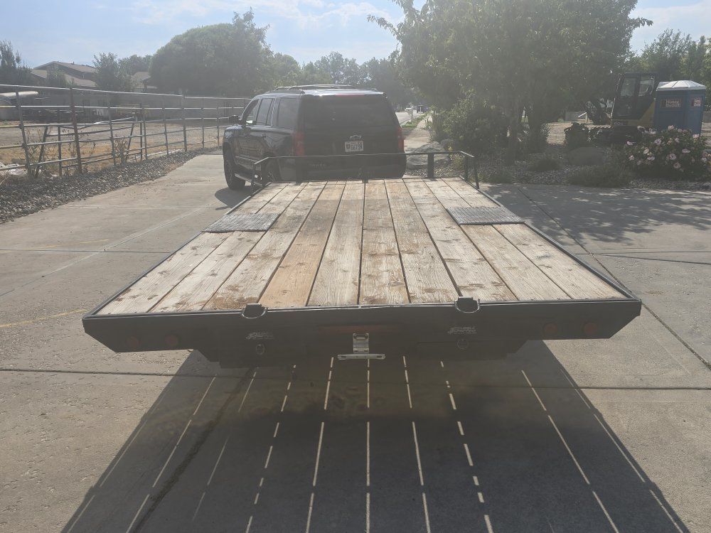 Main image 7