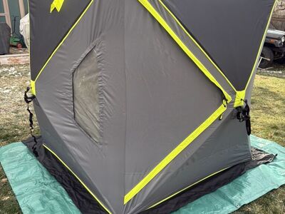 Cabellas Ice Fishing Tent