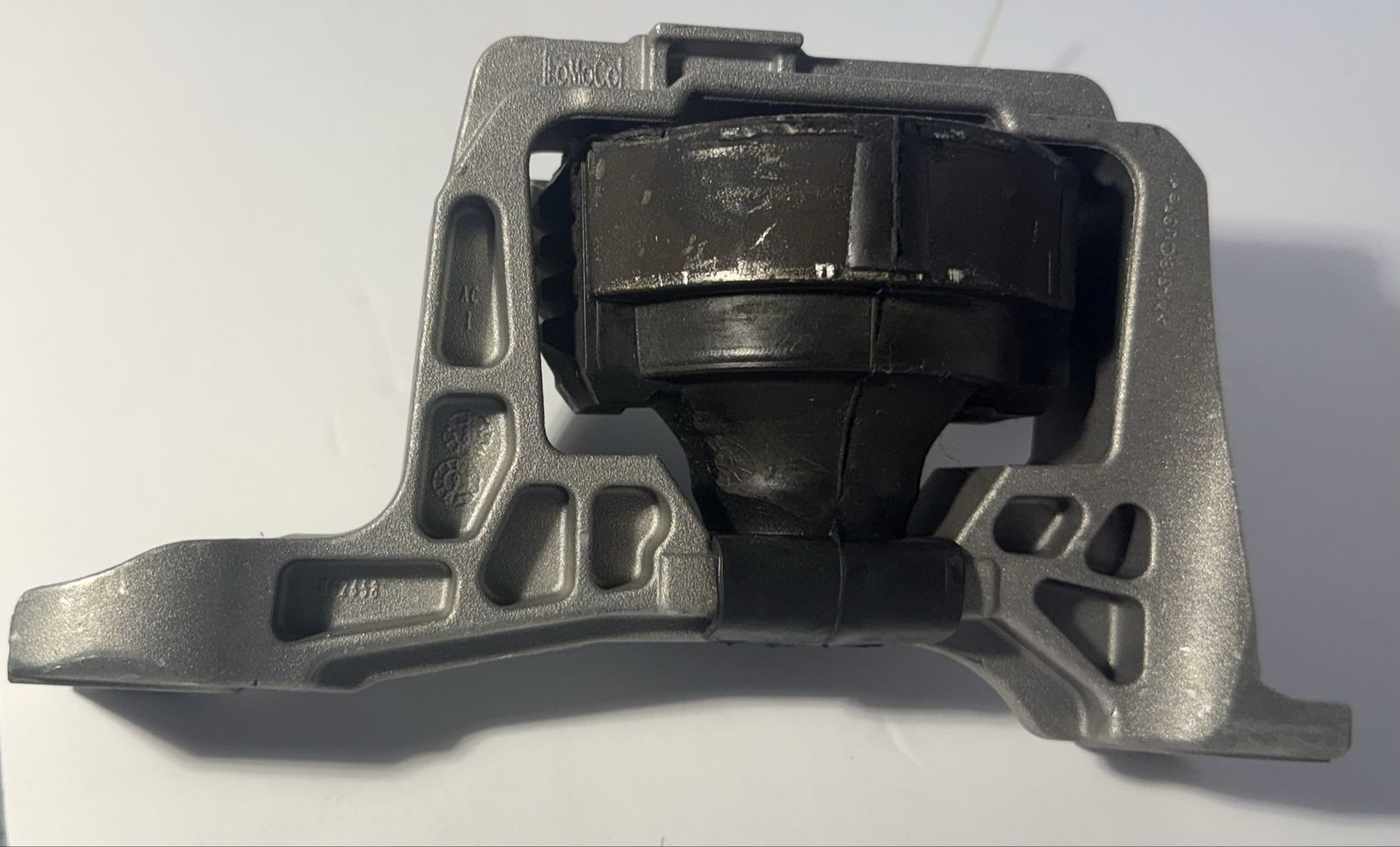 Main image 6