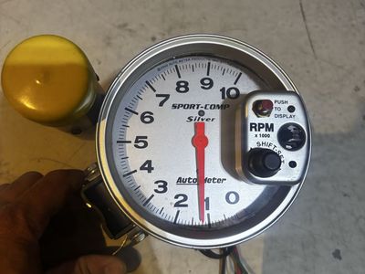 AutoMeter Tachometer 5” Tach