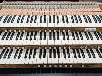 Allen Organ Three-Manual MIDI Hauptwerk VPO Keyboards