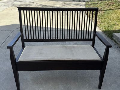Wood Entryway Bench with Cushion