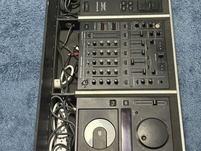 CDJ 500 Mark II's with DJM 500 mixer