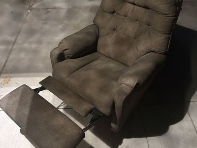 Free chair