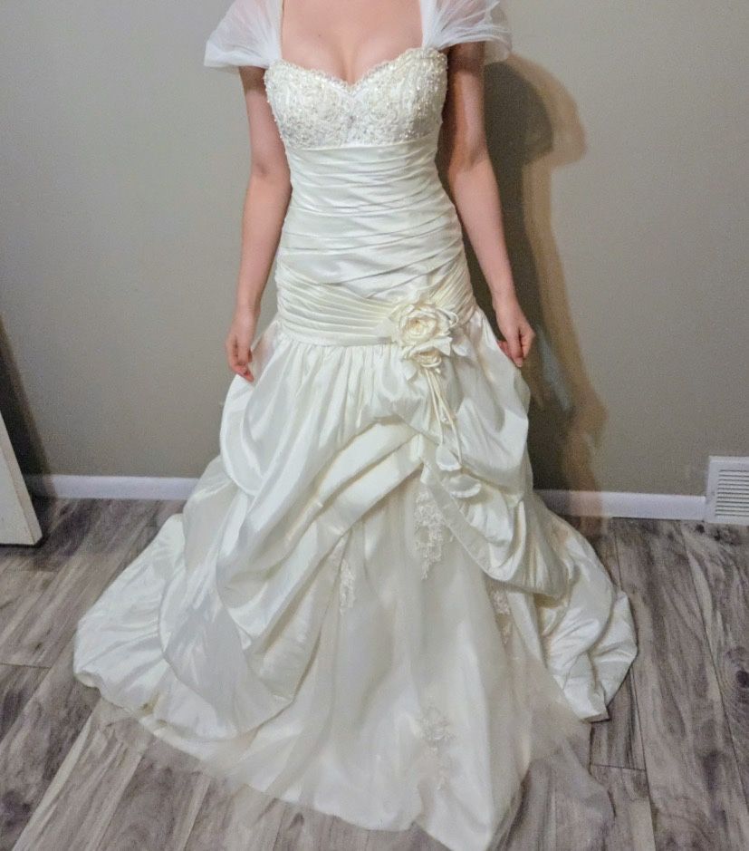 Wedding Dress(size4)