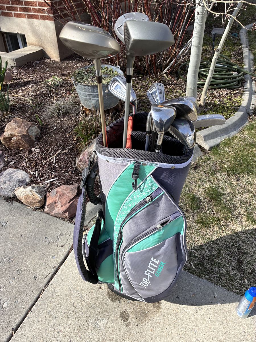 Women’s golf clubs set for sale