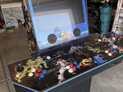Custom Retro Arcade Cabinet 4-Player Upright Arcade Machine Standup