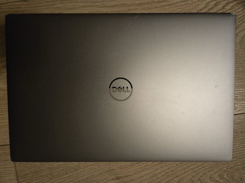 Dell Precision 5570 laptop 15.6 i9-12900H 512GB 32
