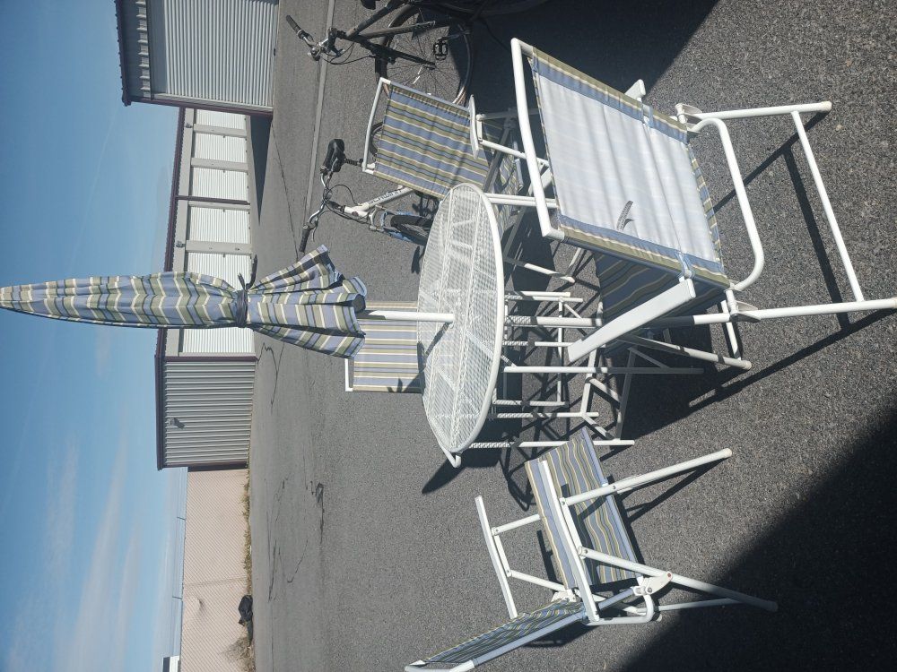 patio set