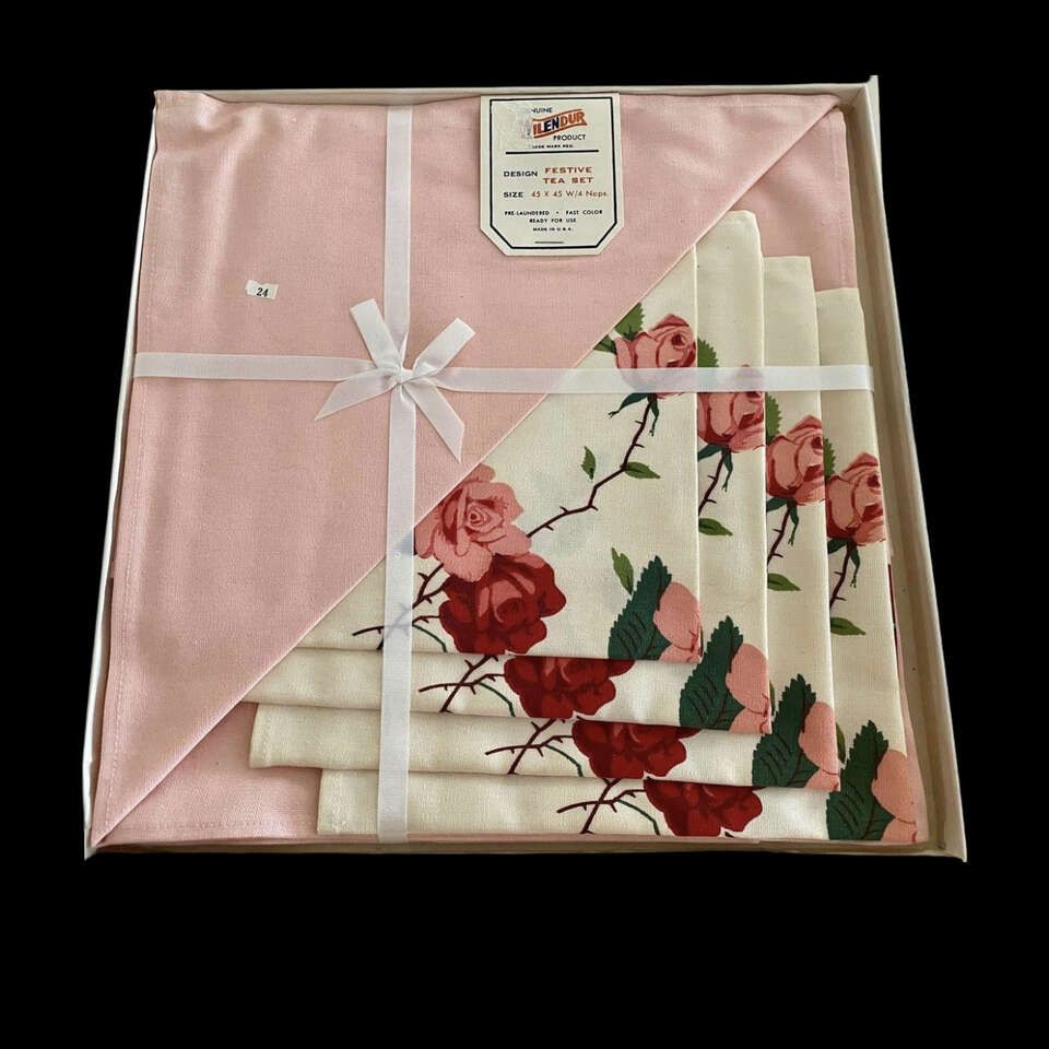 NEW - Vintage 1950s Wilendur Pink Rose Tablecloth 45x45 + 4 Napkin Set - In SEALED BOX -  C PICS