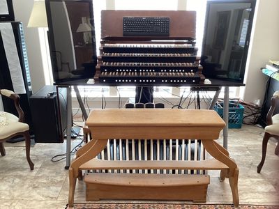 Custom 4-Manual Digital Organ with Pedalboard & Bench amps and massive sound system