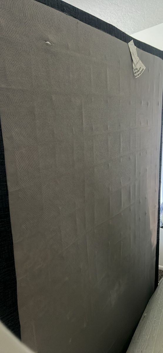 Queen mattress and foundation
