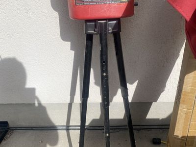 Crusher small ball pitching machine
