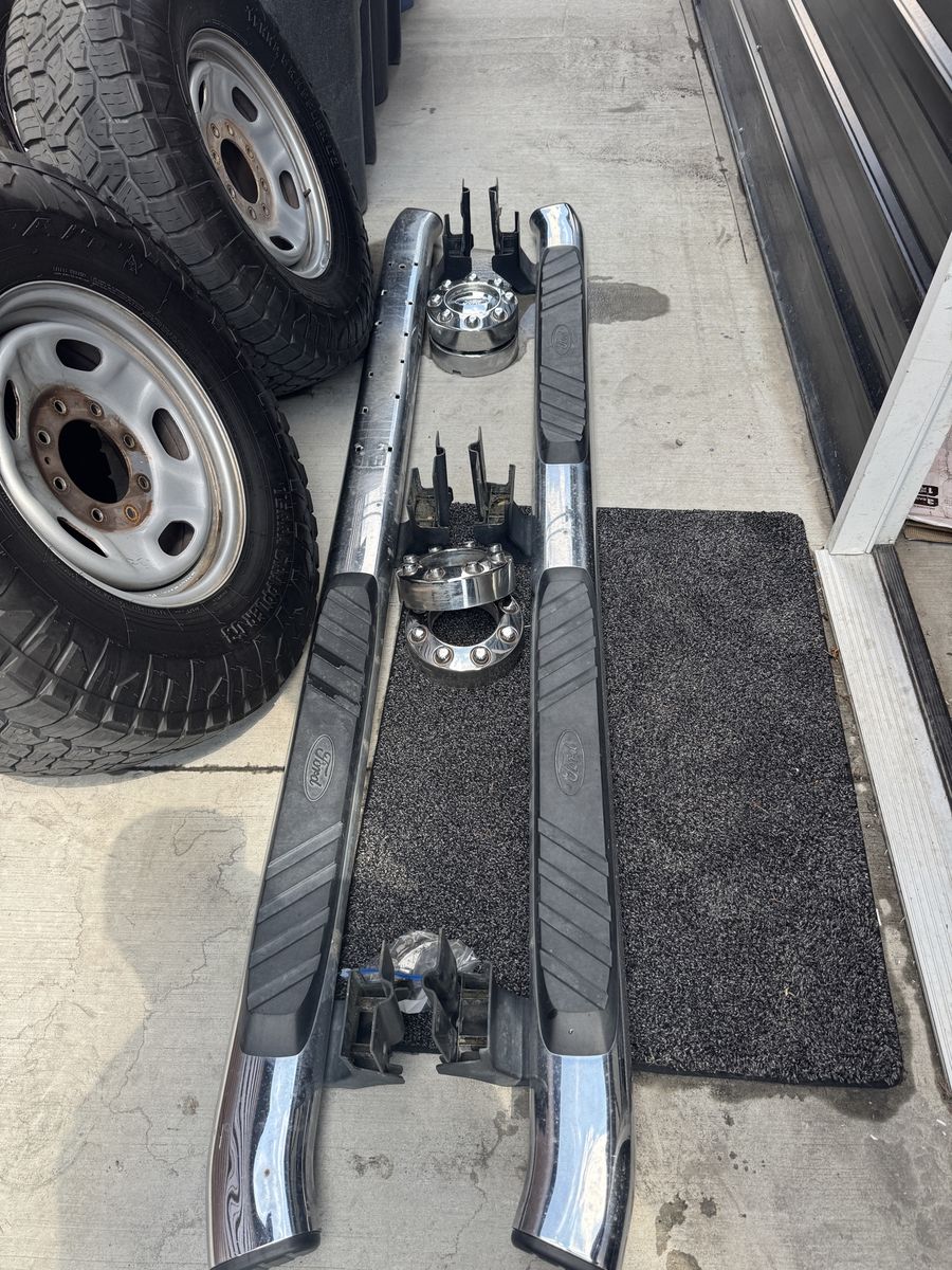 Factory Crewcab Ford Steps