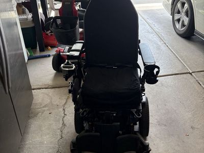 Quantum Q6 Edge 2.0 Electric Wheelchair with iLevel, Blue - Used