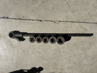 pipe cutter & pipe threader