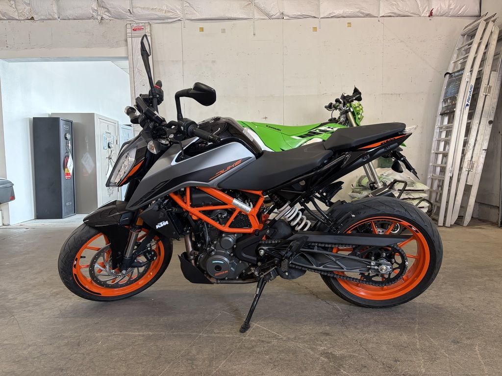 2021 KTM 390 Duke