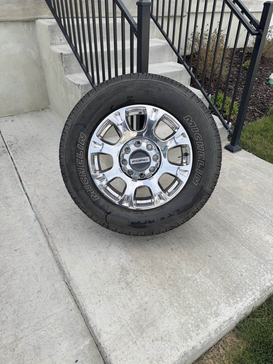 Ford F350 Rims and Tires 275/65R20 Michelin LTX