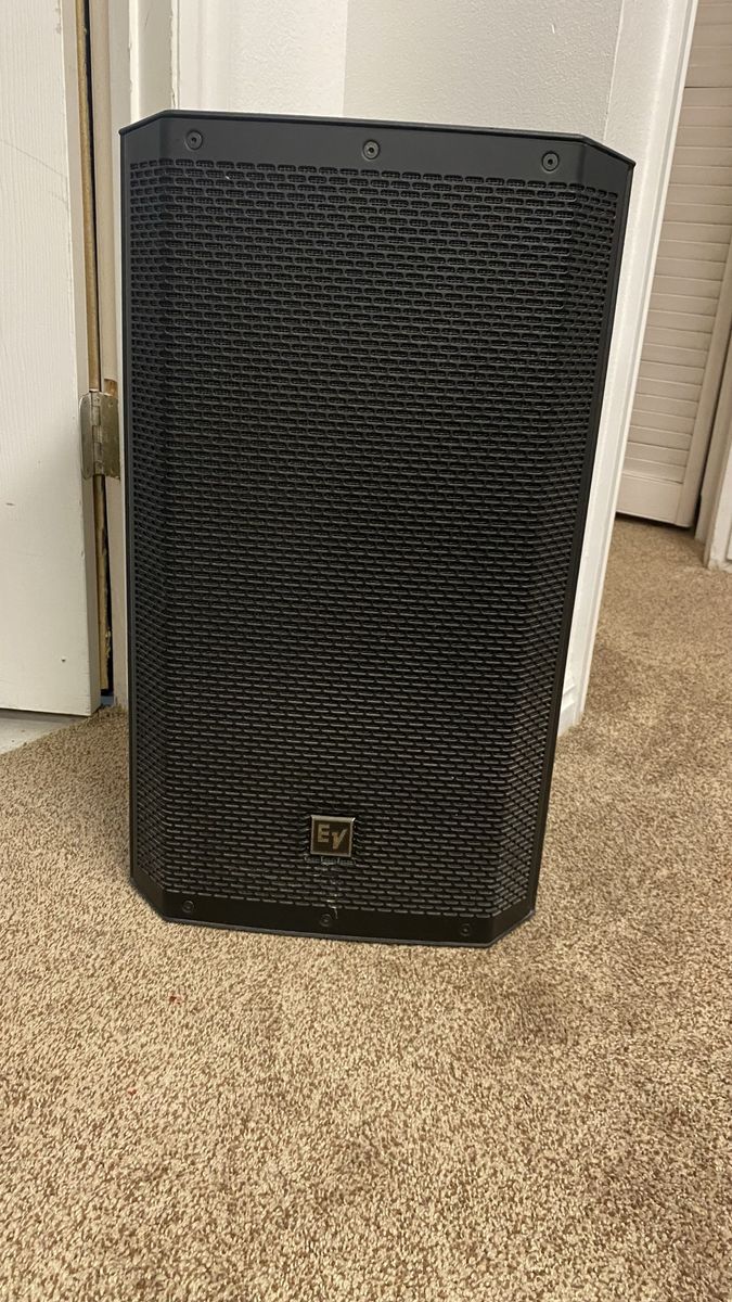 EV ZLX12 Powered Speaker + Extras