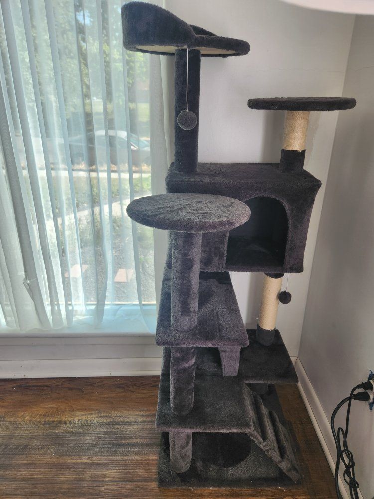 Multi-Level Dark Gray Cat Tree with Scratching Posts and Condo
