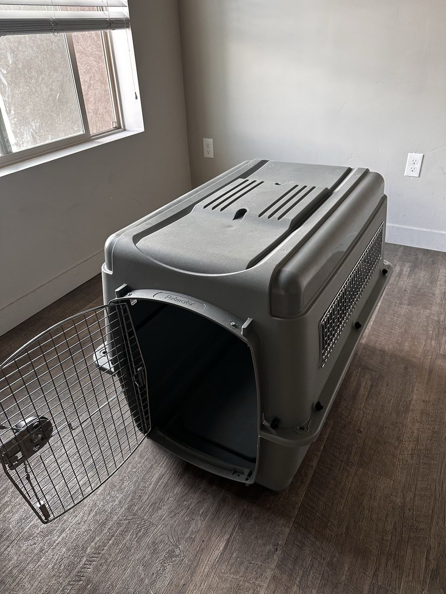 Petmate Travel Crate