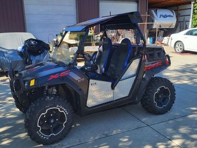 Polaris Razor XC 2014, 800