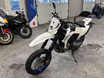 2025 Suzuki DR-Z4SM Solid Special White No. 2 - S0