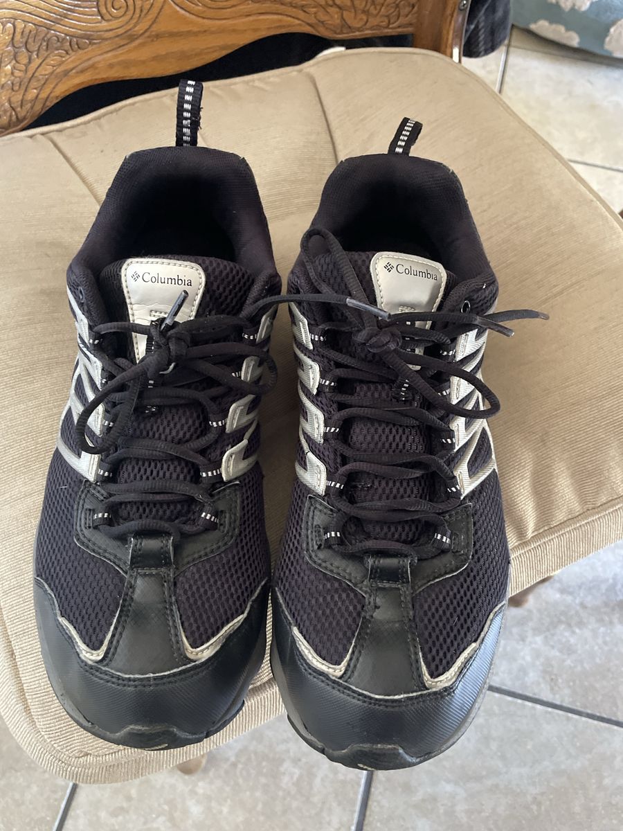 Columbia Black & Silver Mesh Athletic Sneakers Running Walking Shoes for Women 9.5