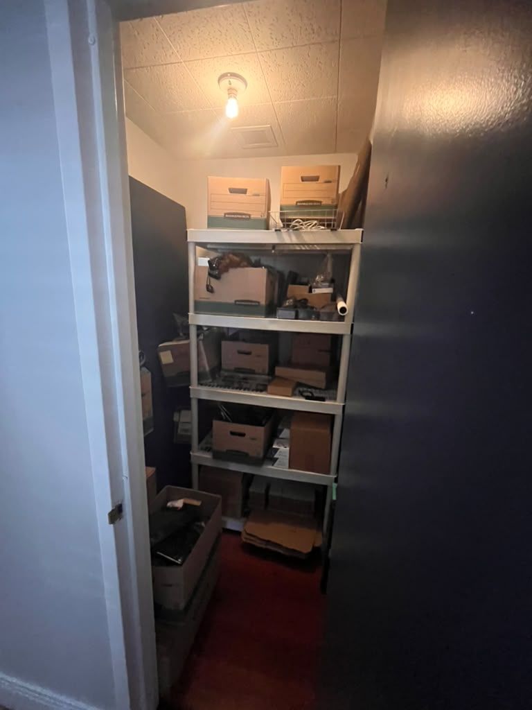 Main image 11