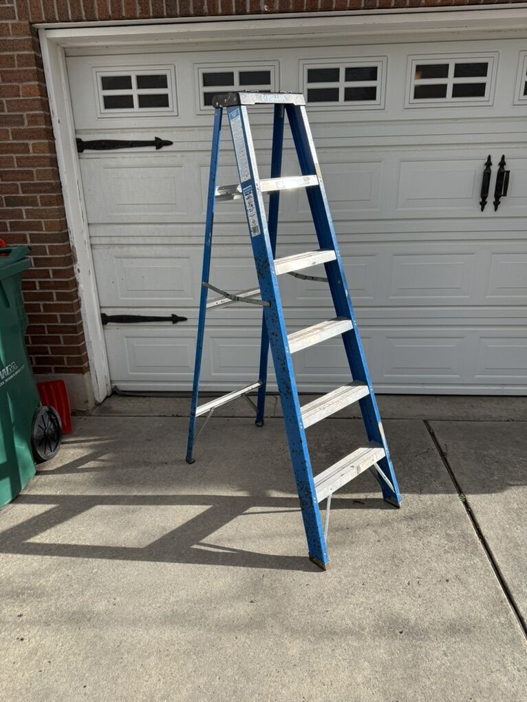 6 Foot Fiberglass Step Ladder  $49.00