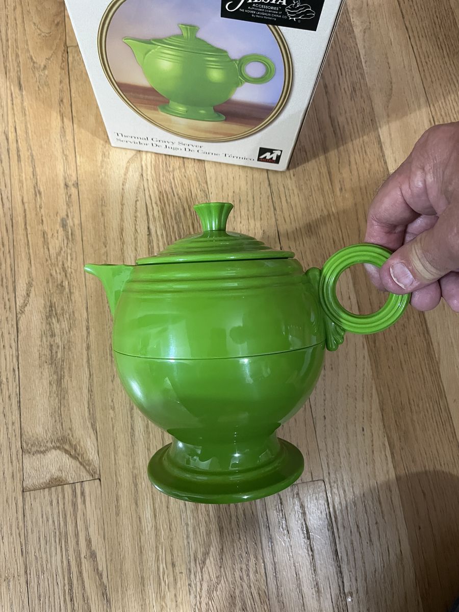 New Fiesta Chartreuse Green Gravy Server with Original Factory Box -NIB