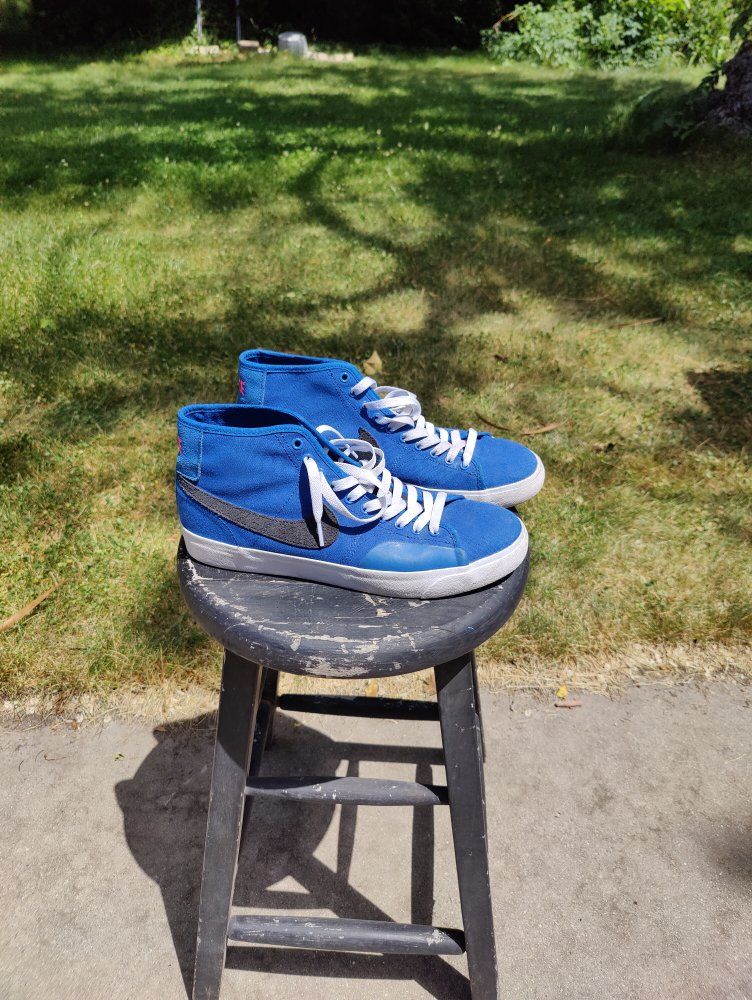 Blue Nike Blazer Mid, size 10.5